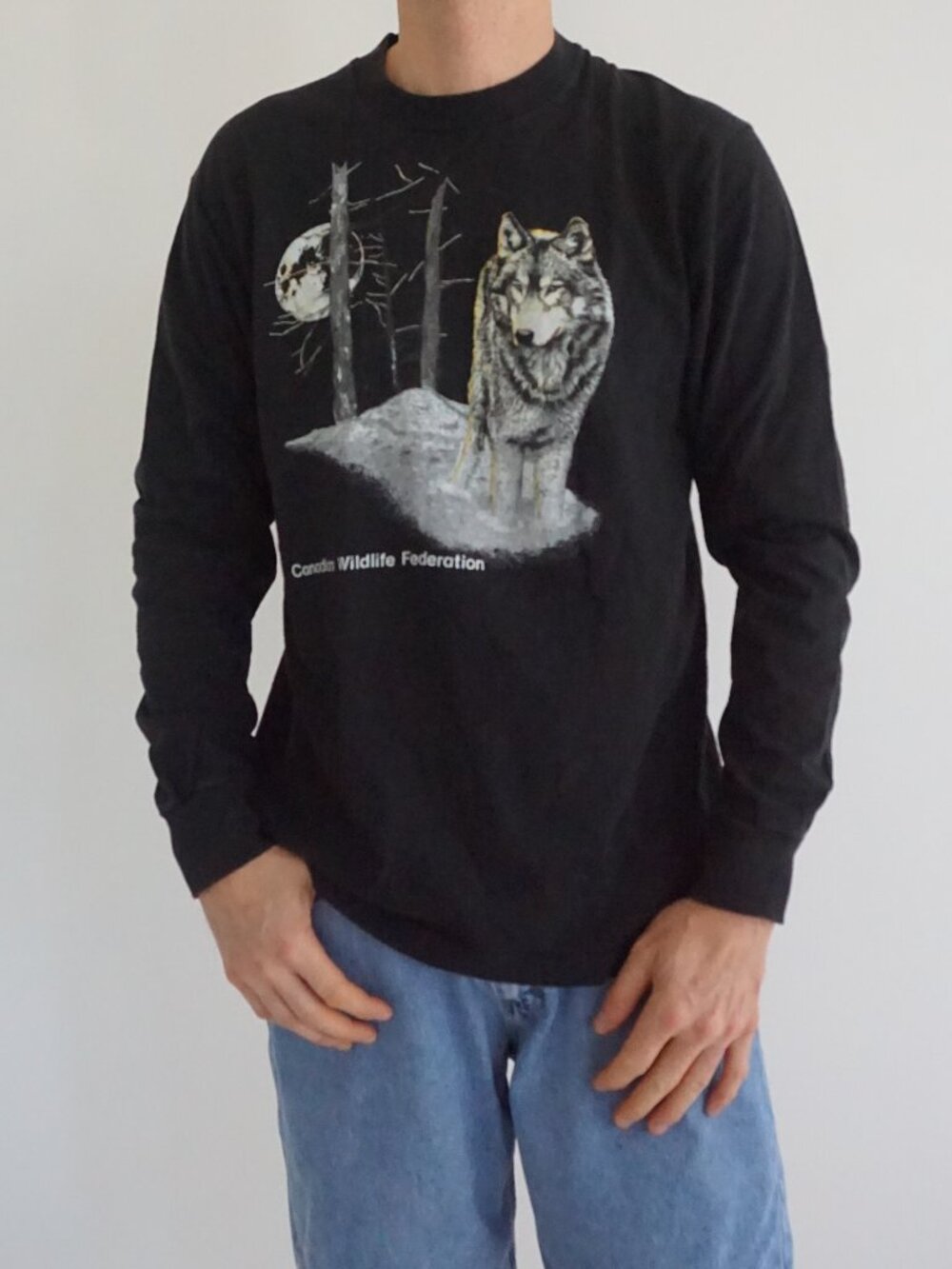 Vintage Fruit of the Loom Black Grey Wolf Moon Forest Wildlife Long Sleeve Tee L
